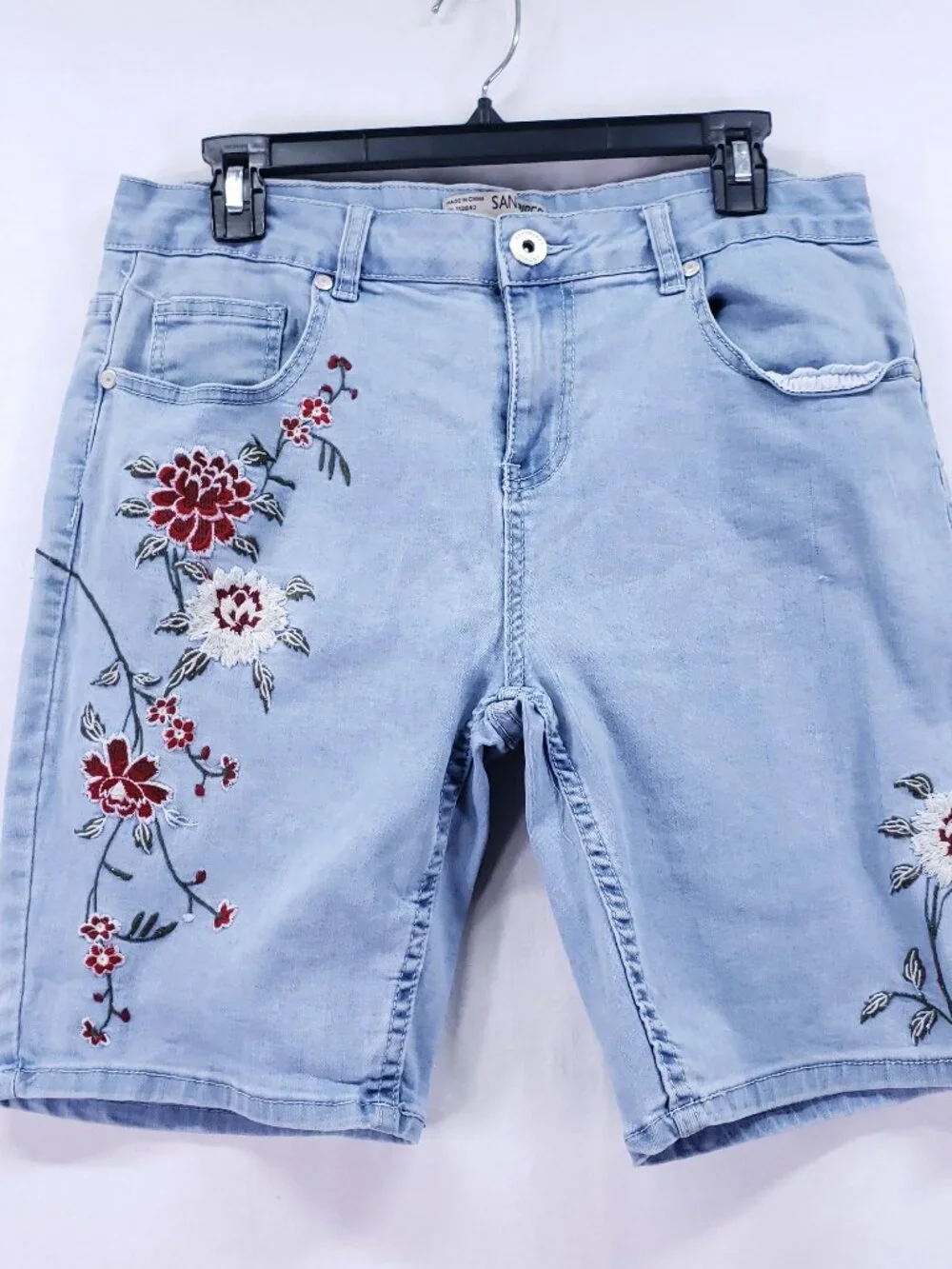 Sandpiper Petite Bermuda Jean Shorts Womens 14P Embroidered Denim Stretch Floral